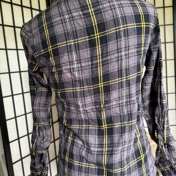 Flannel Women's Medium Button Down Gray and Yellow Millennium - Picture 5 of 11